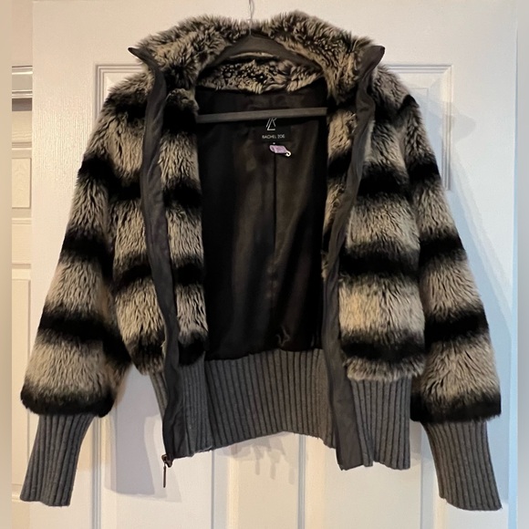 Rachel Zoe - Black and Gray Faux Fur Bomber Jacket - Size M. - Picture 2 of 3
